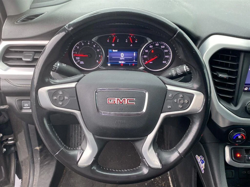 Used 2020 Smokey Quartz Metallic GMC SLE image 17