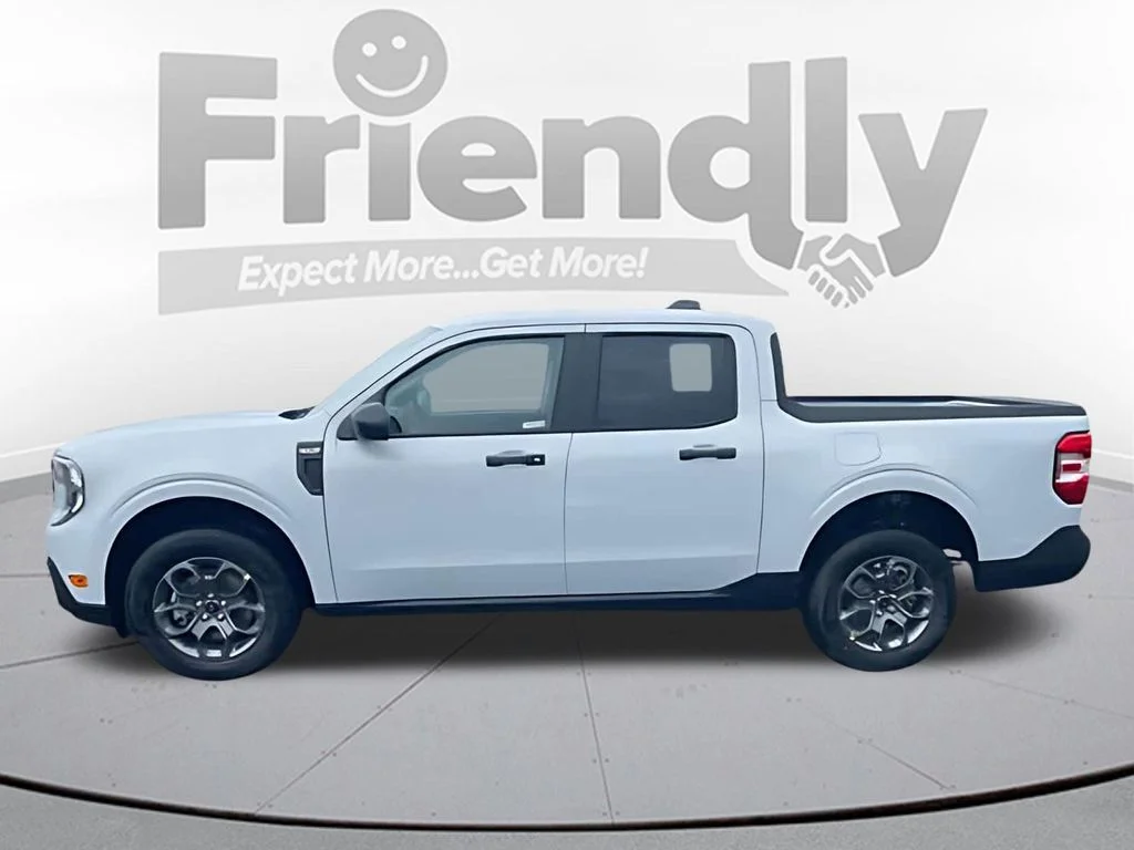 New 2026 Space White Metallic Ford XLT image 8