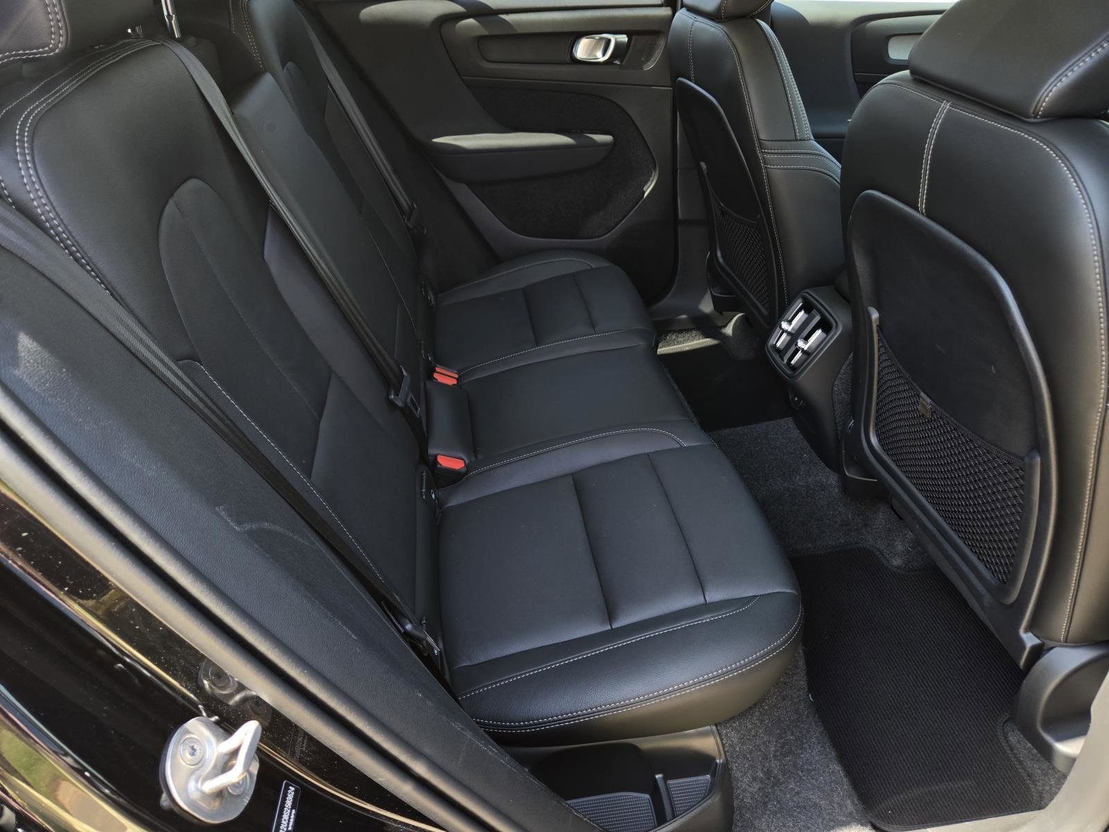 Used 2025 Black Volvo Plus Dark Theme image 39