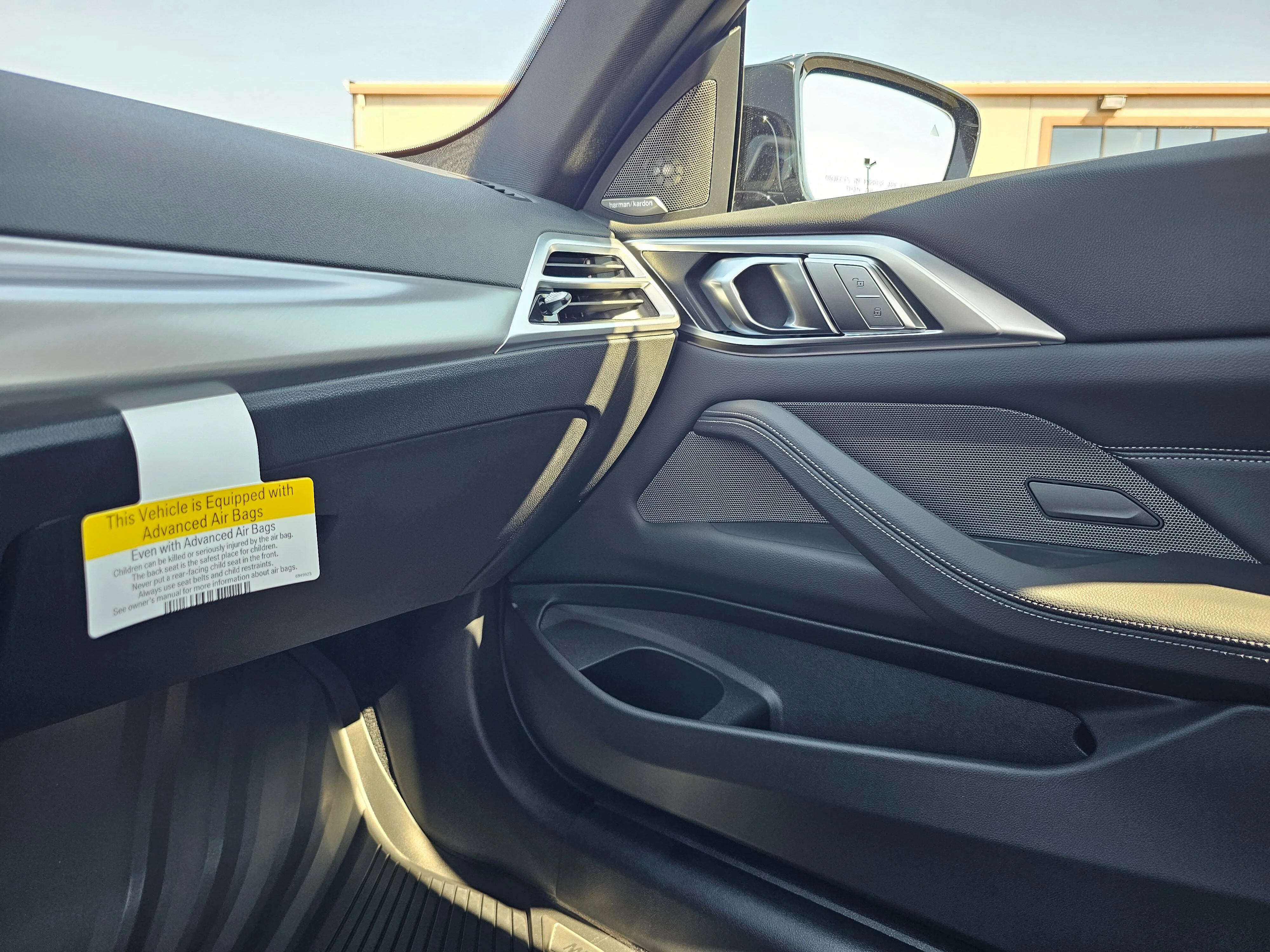 2026 BMW 4 Series M440i - Photo 24