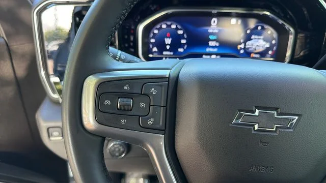 Used 2024 White Chevrolet RST image 22