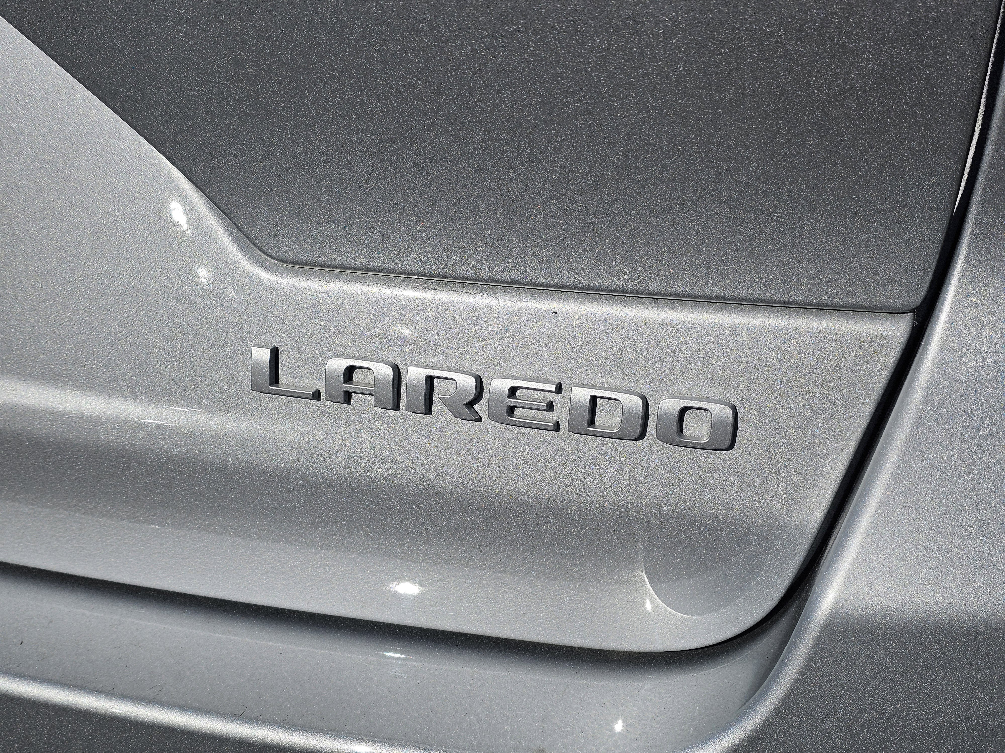New 2024 Silver Zynith Jeep Laredo X image 10