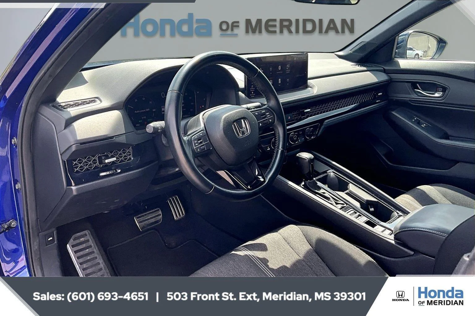Used 2023 Still Night Pearl Honda Sport image 12