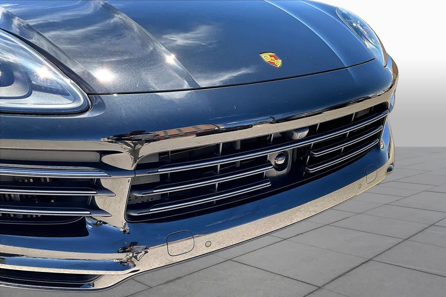Used 2023 Black Porsche Platinum Edition image 28