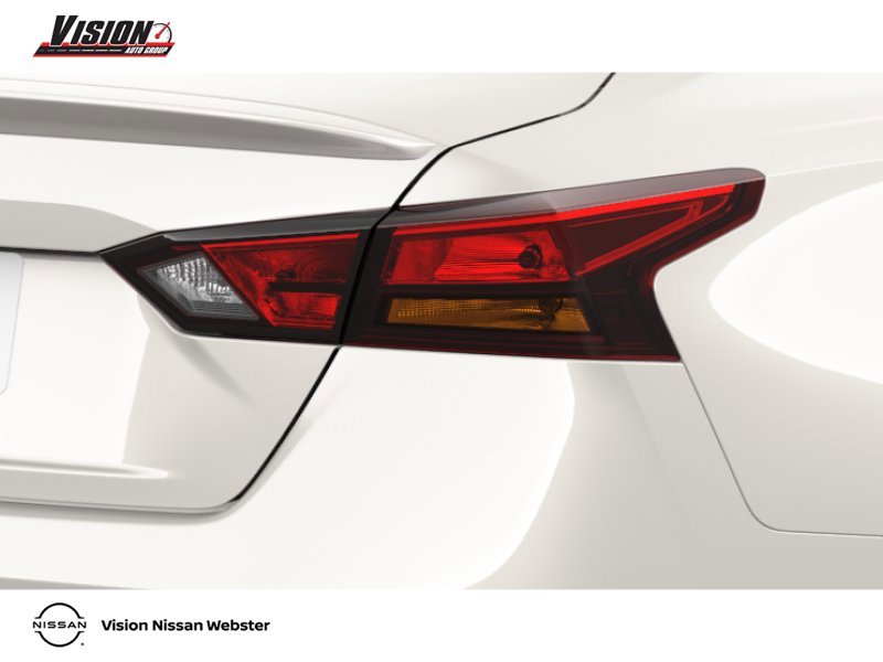 New 2026 White Nissan 2.5 SV image 12