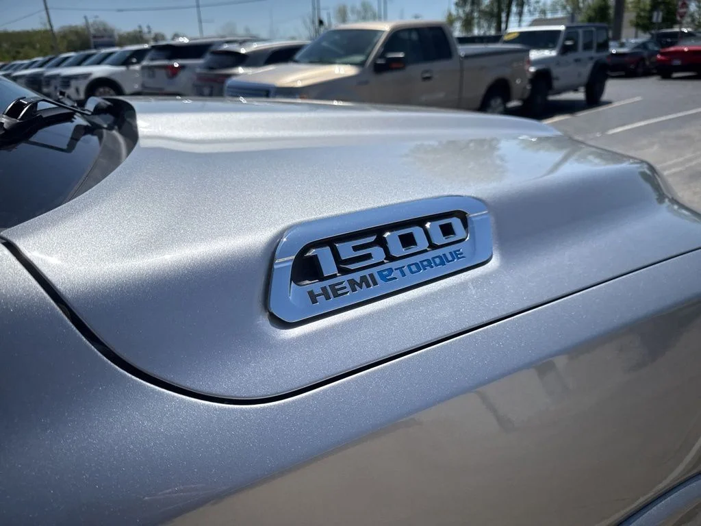 Used 2021 Silver Ram Laramie image 43