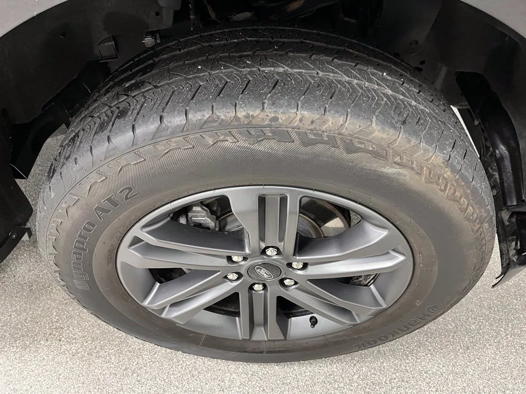 Used 2023 Black Ford Lariat image 18