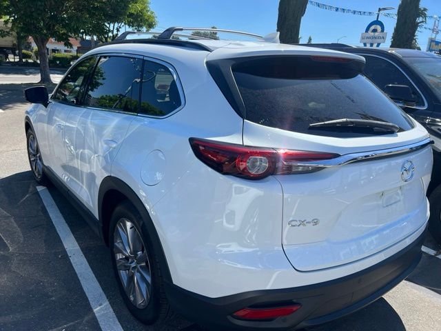 Used 2021 White Mazda Touring FWD w/Premium Package image 7