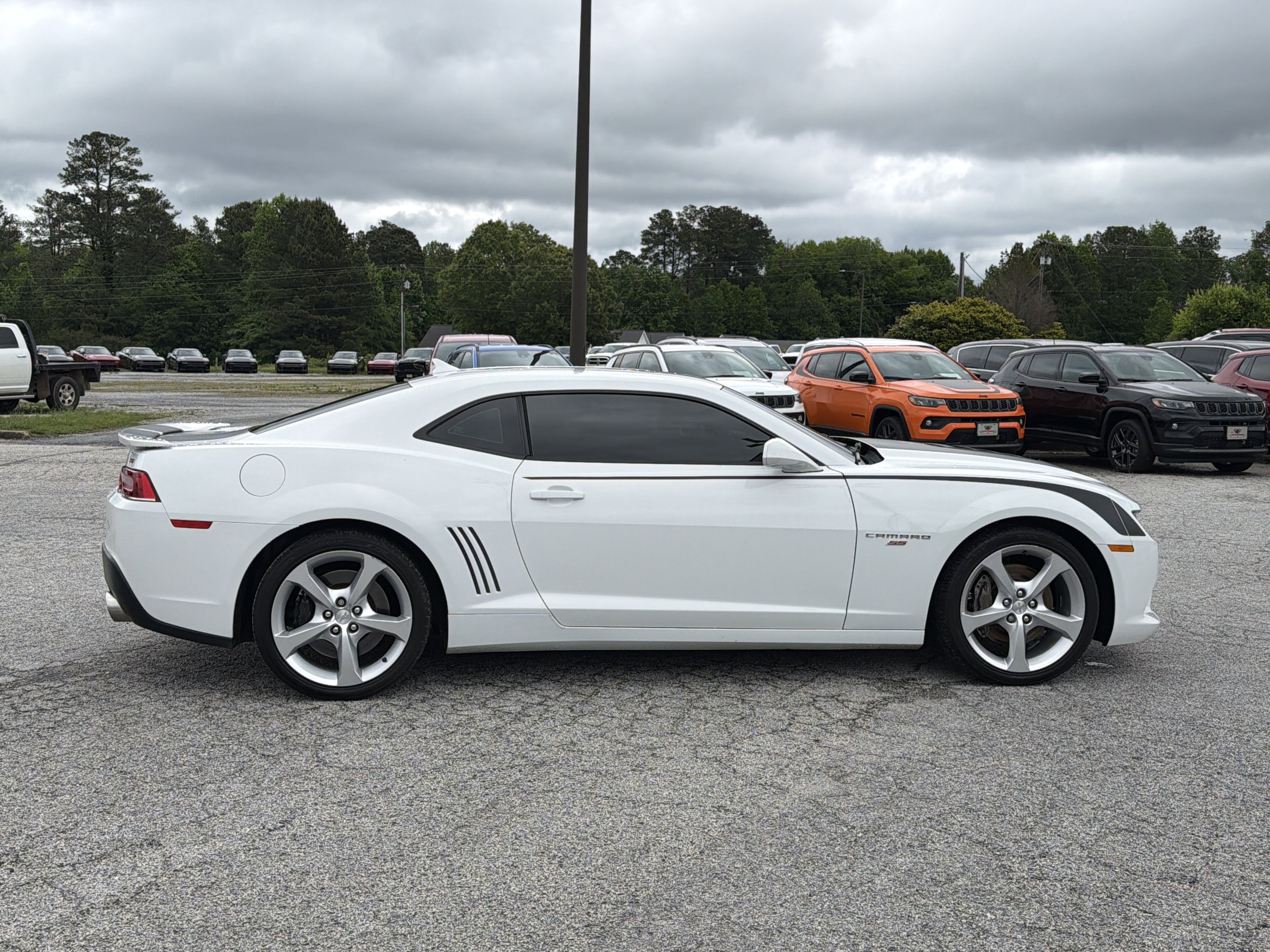 Used 2015 Summit White Chevrolet SS image 9