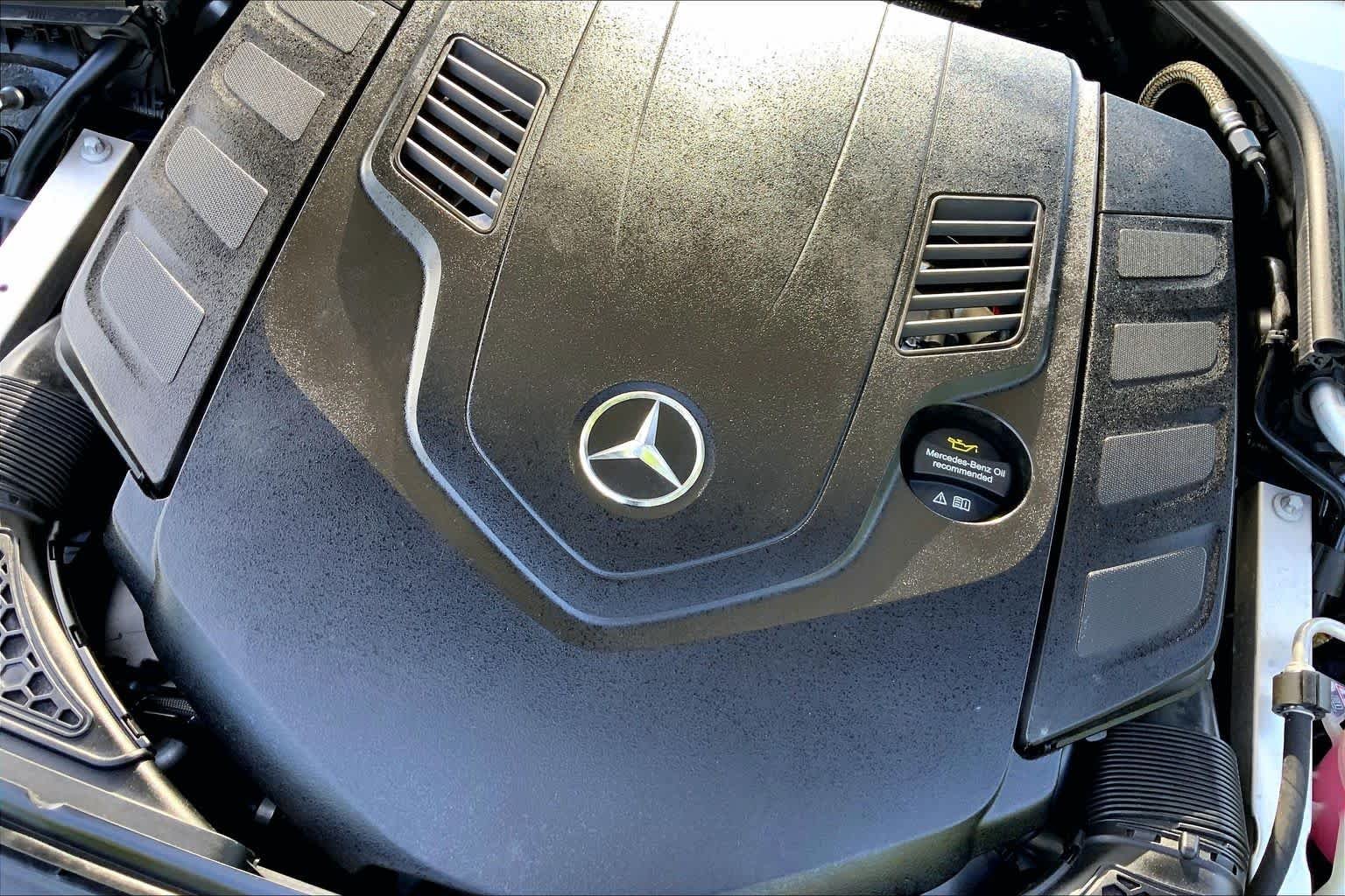 Used 2022 Black Mercedes-Benz S 580 image 33