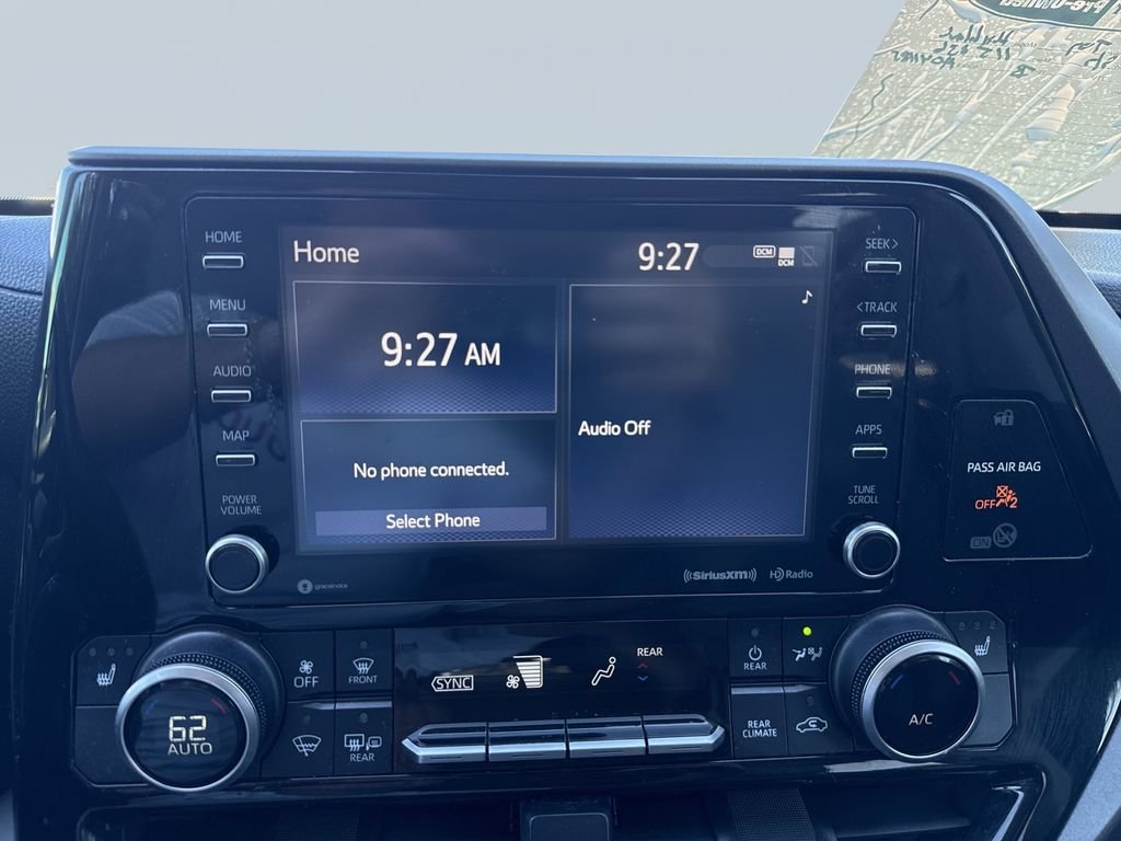 2021 Toyota Highlander XLE - Photo 23