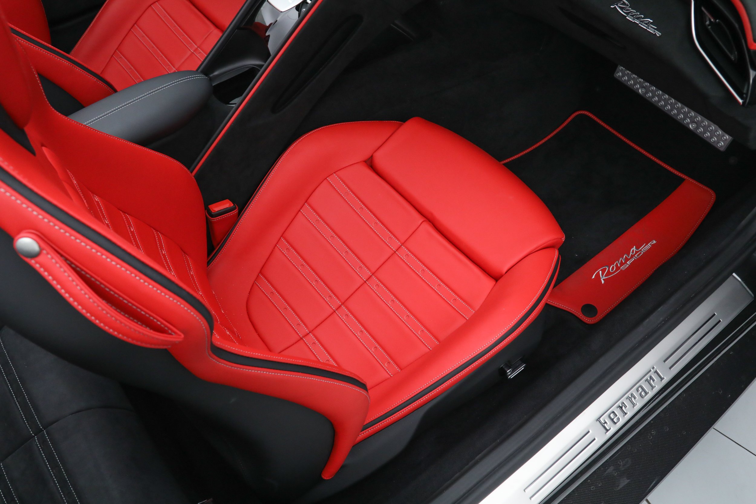 Used 2025 Gray Ferrari  image 33