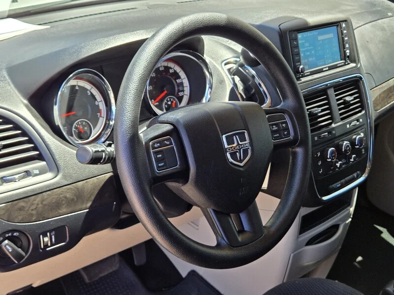 Used 2019 White Knuckle Clearcoat Dodge SE image 15