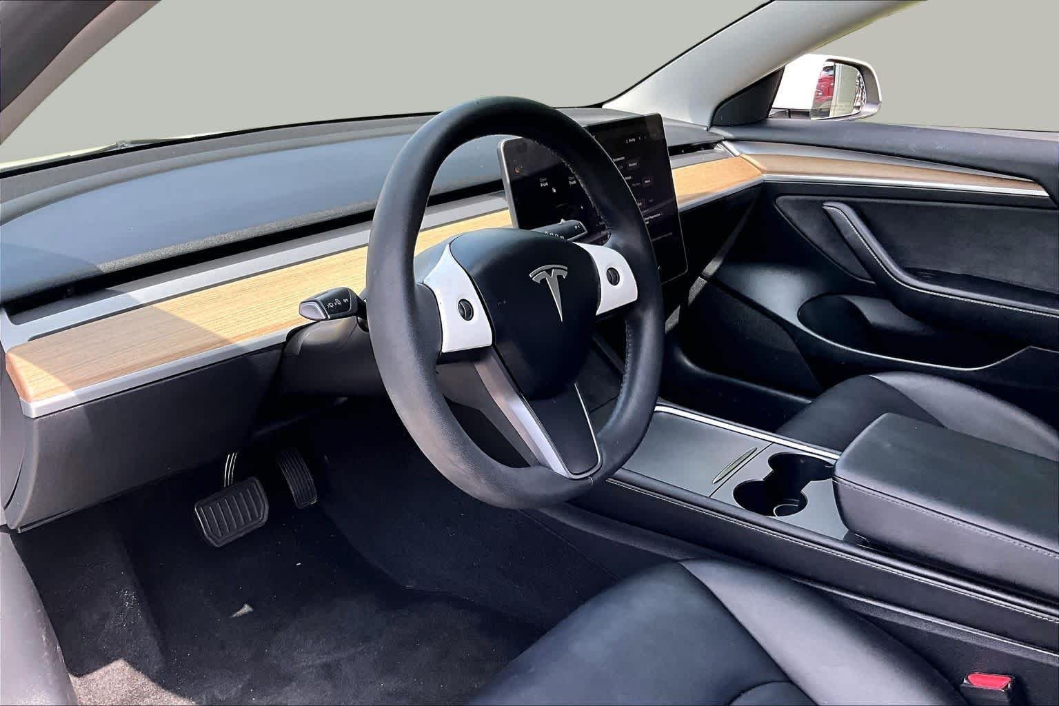 Used 2023 Pearl White Multi-Coat Tesla  image 14