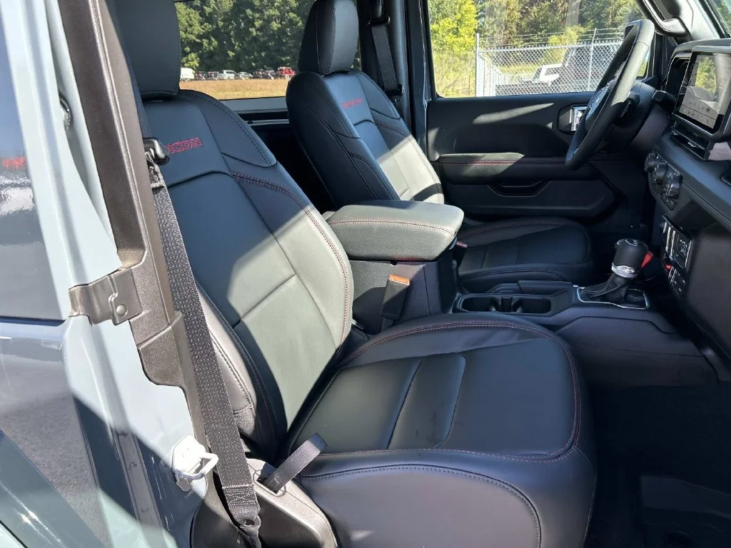 Used 2026 Gray Jeep Rubicon X image 28