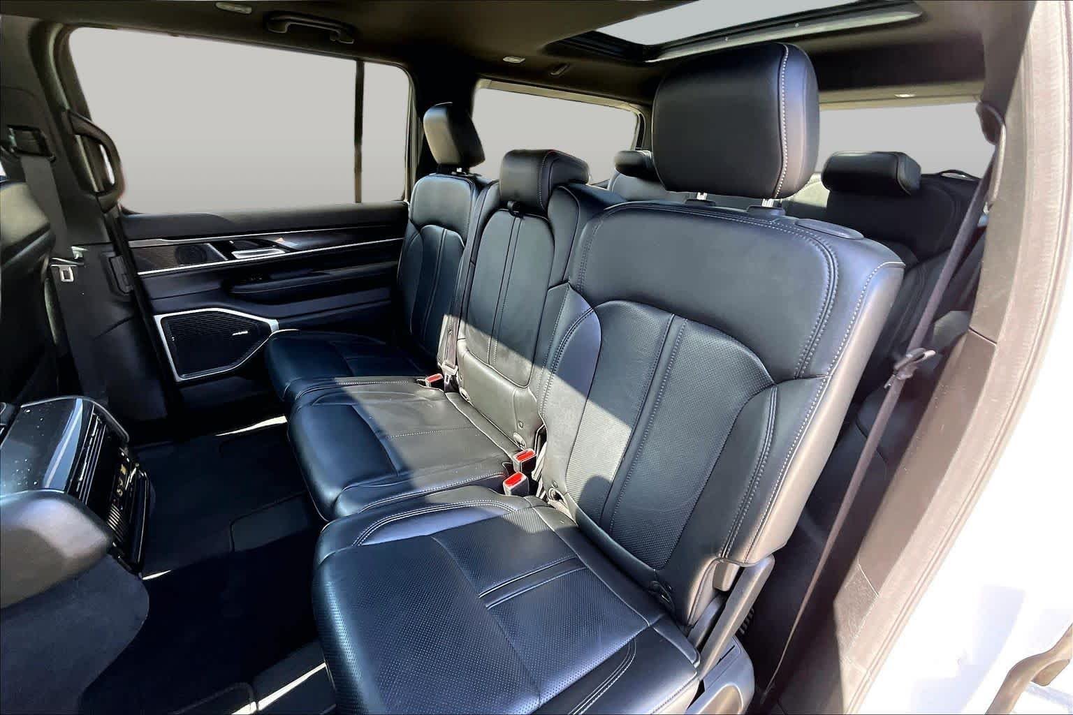 Used 2024 Bright White Clearcoat Jeep  image 16