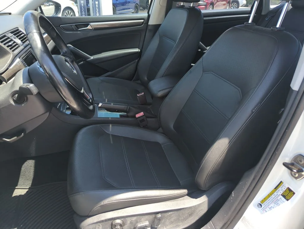 Used 2017 White Volkswagen 1.8T SE image 12