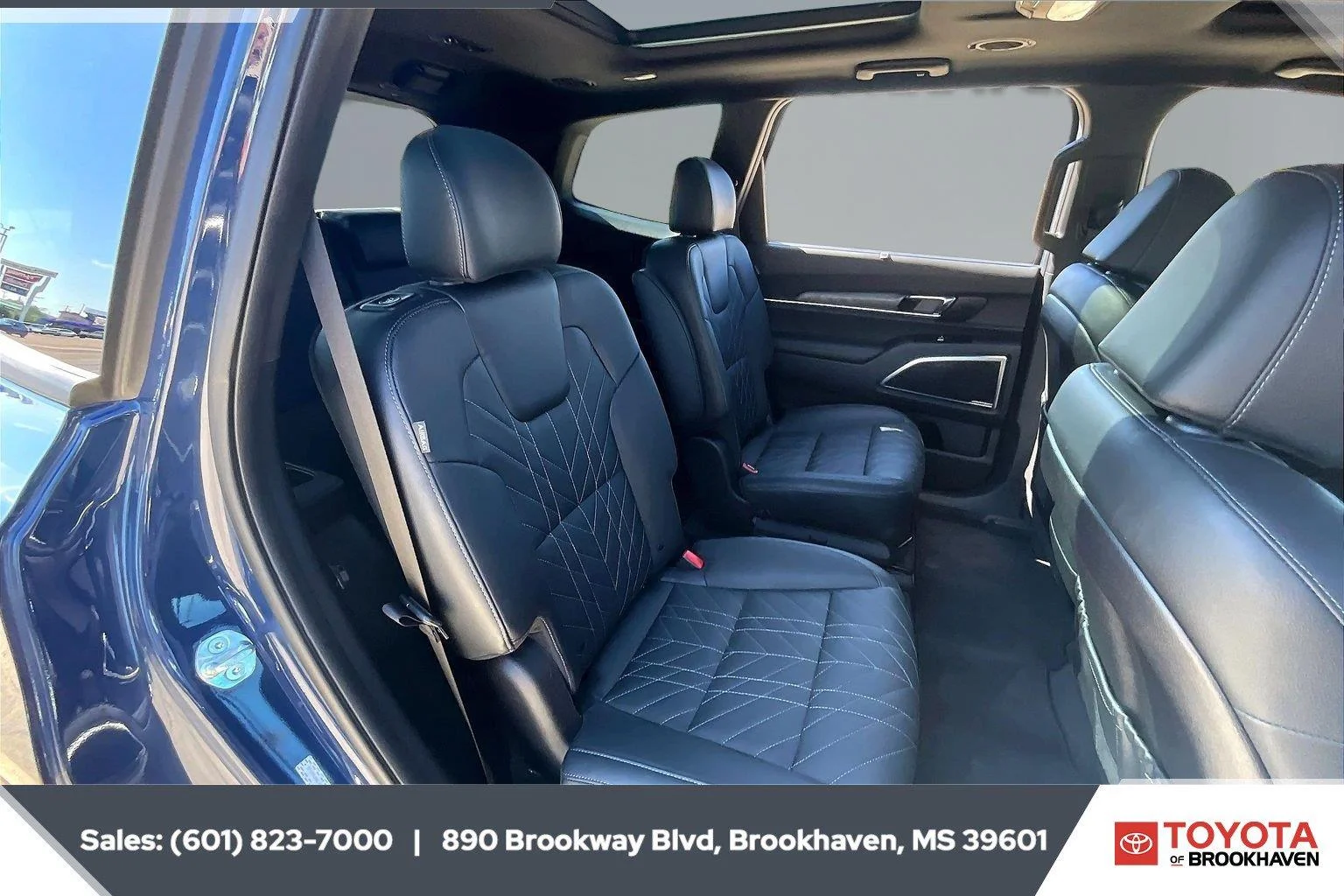 Used 2024 Midnight Lake Blue Kia SX X-Line image 20