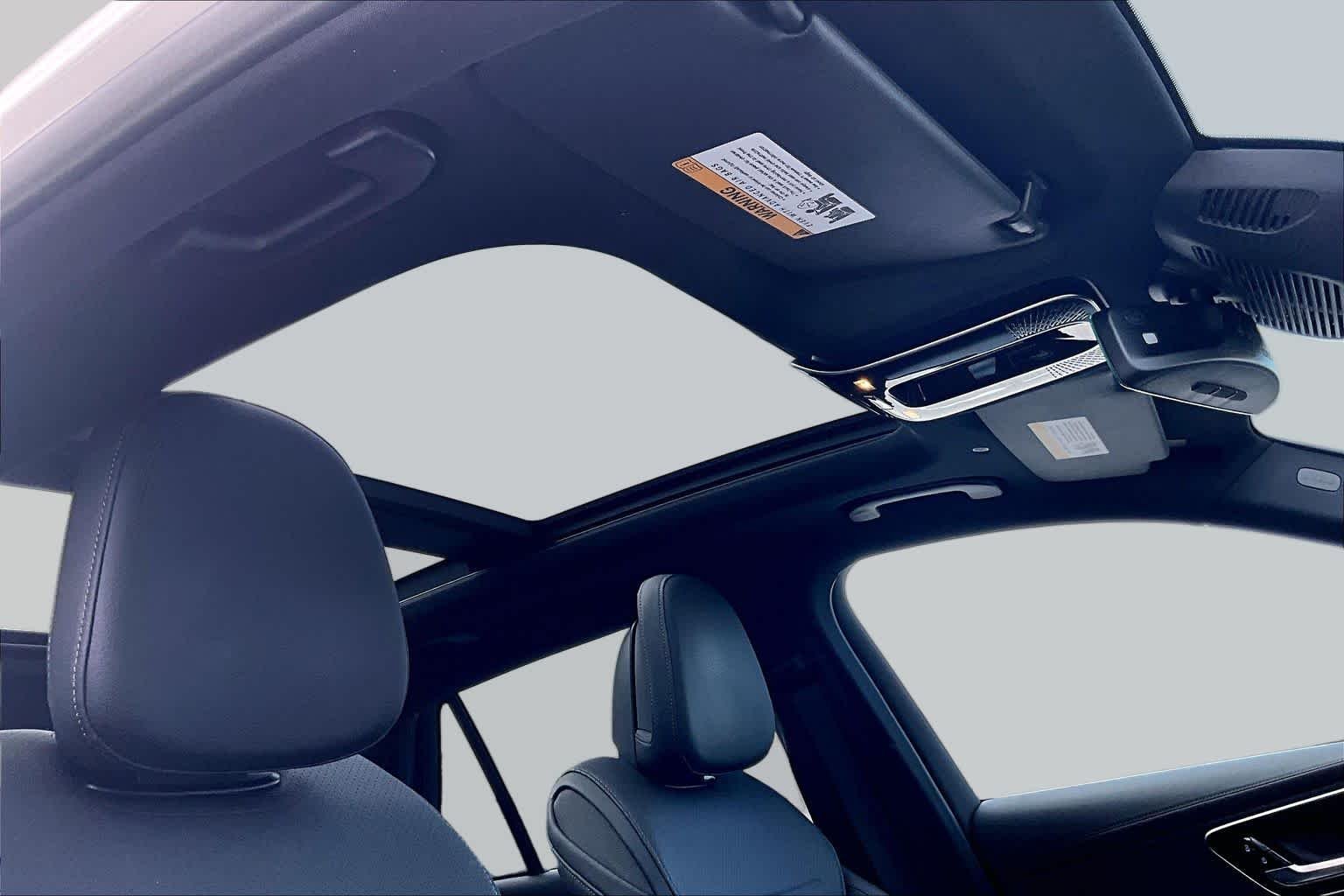 2025 Mercedes-Benz GLC Base - Photo 14