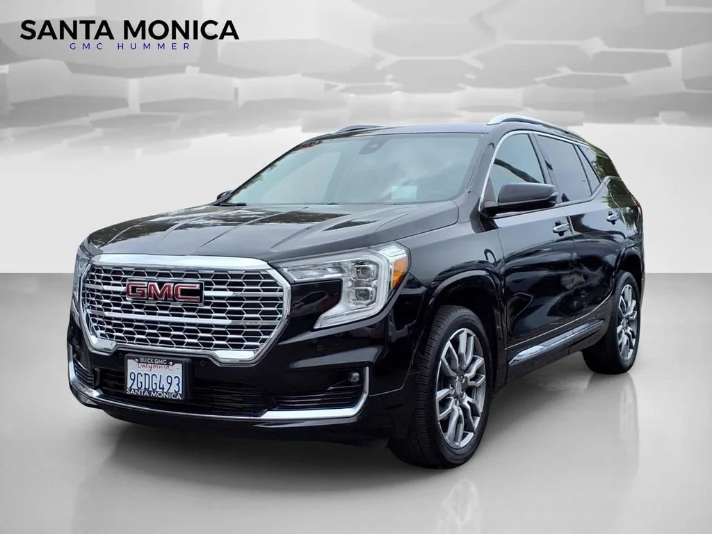 2022 GMC Terrain Denali AWD's photo