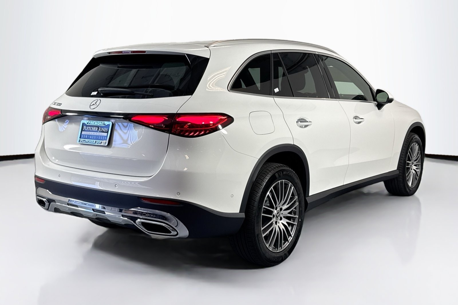 New 2026 Polar White Mercedes-Benz GLC 300 image 5