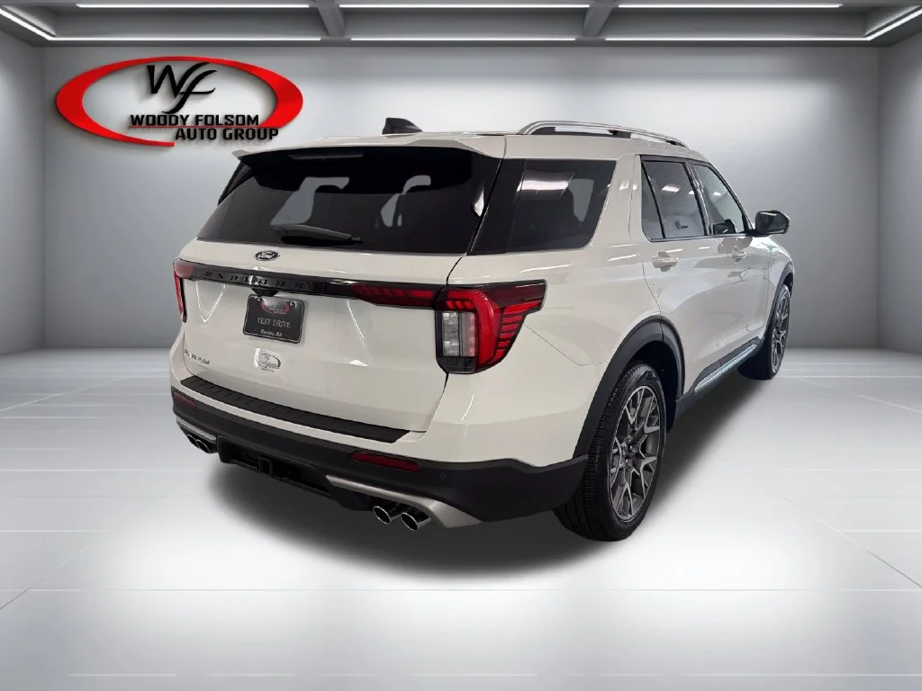 New 2027 White Ford Platinum image 6