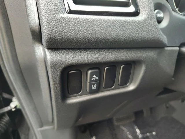 New 2026 Black Mitsubishi 2.0 LE image 11