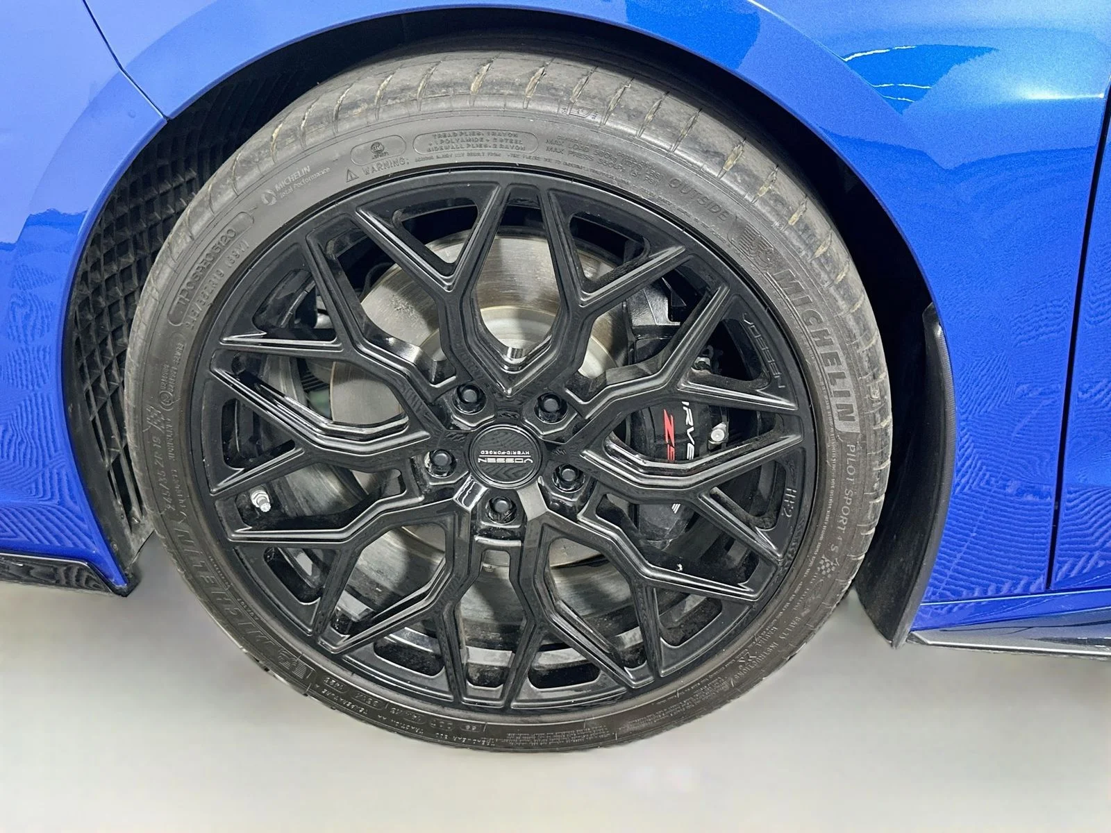 Used 2023 Blue Chevrolet Stingray image 29