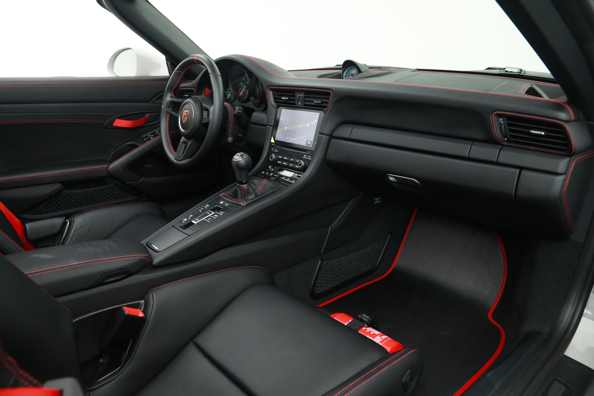Used 2019 Chalk Porsche Speedster image 17
