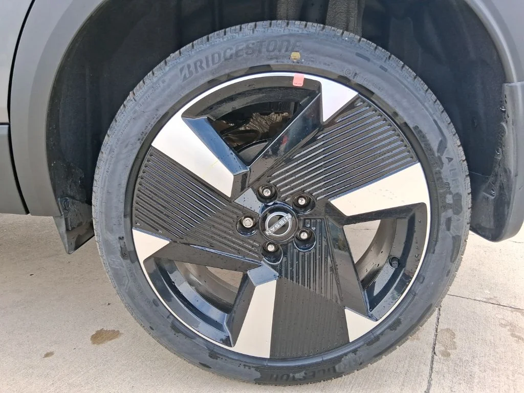 2026 Nissan KICKS SR - Photo 30