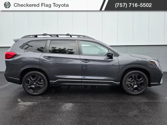 Used 2023 Magnetite Gray Metallic Subaru Onyx Edition image 9
