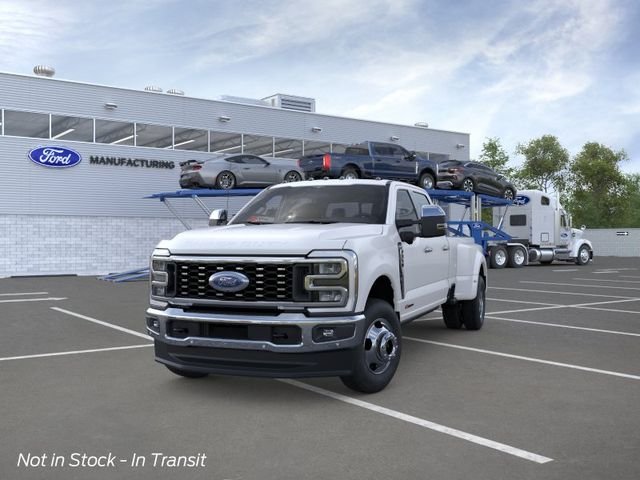 New 2026 Star White Metallic Tri-Coat Ford F-350® Lariat® image 2