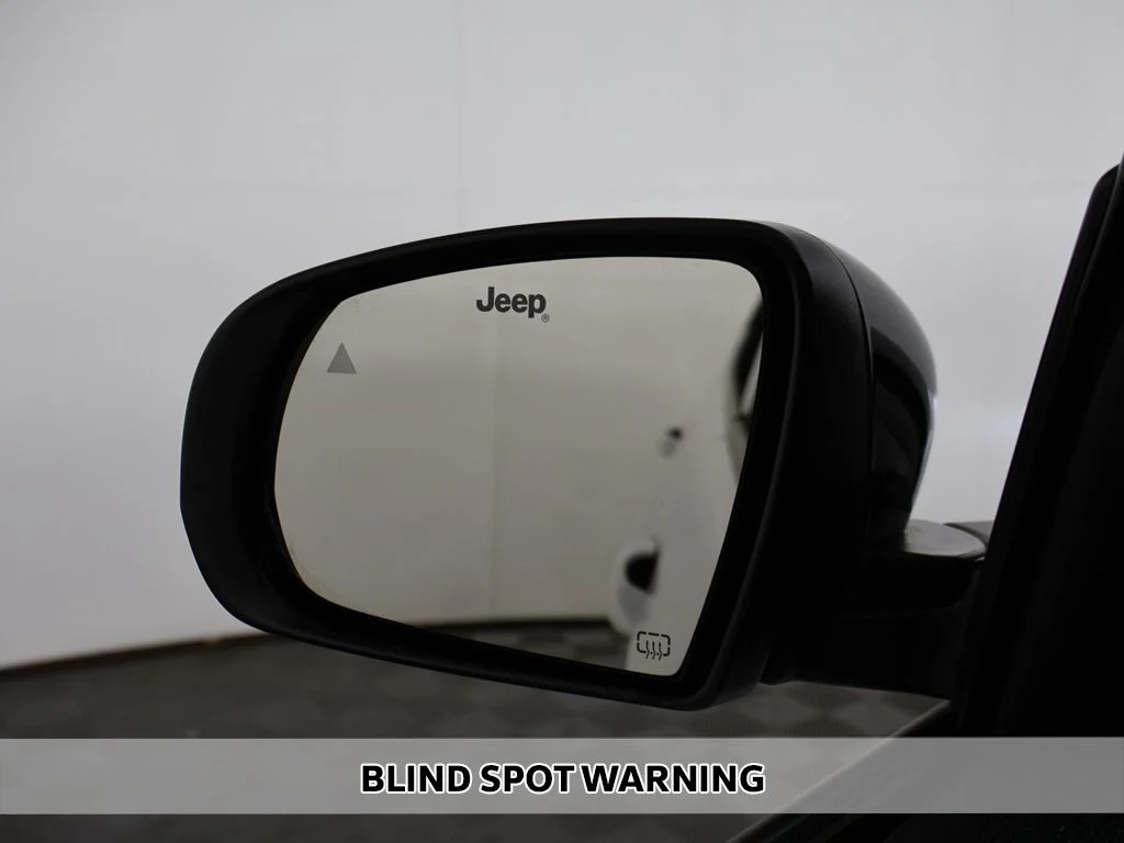 Used 2025 Bright White Clearcoat Jeep Trailhawk image 4