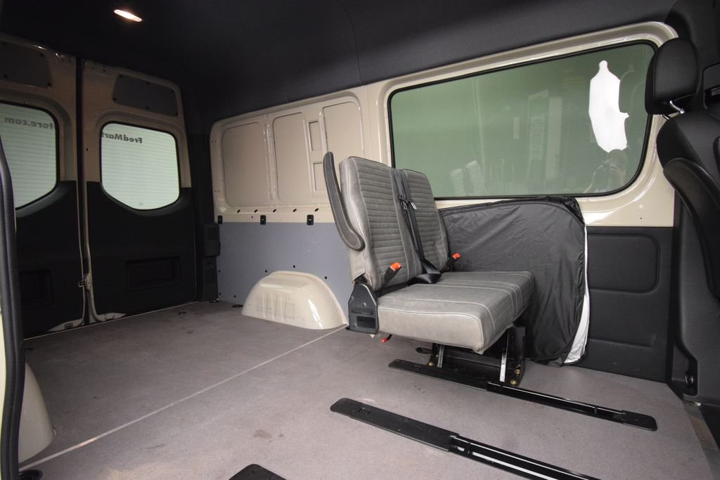 Used 2024 Pebble Gray Mercedes-Benz Cargo 144 WB image 22