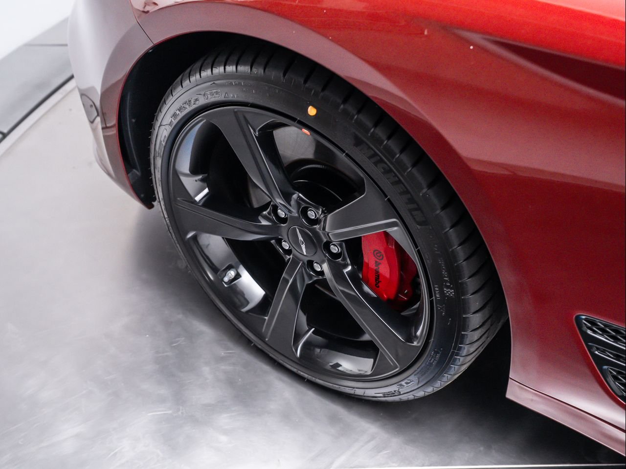 New 2026 Cavendish Red Genesis 3.3T SPORT PRESTIGE image 13