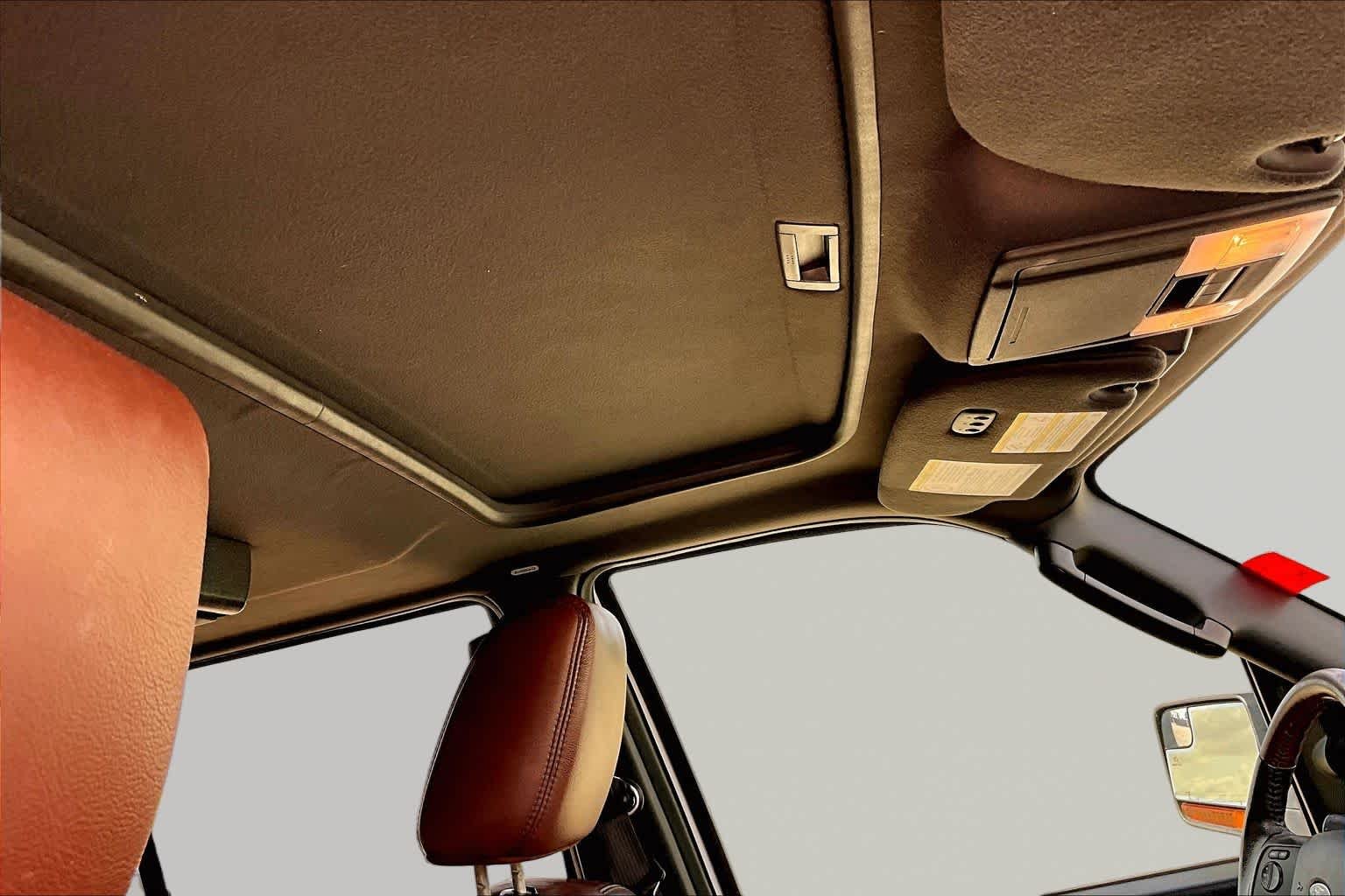 Used 2013 White Platinum Metallic Tri-Coat Ford King Ranch image 14