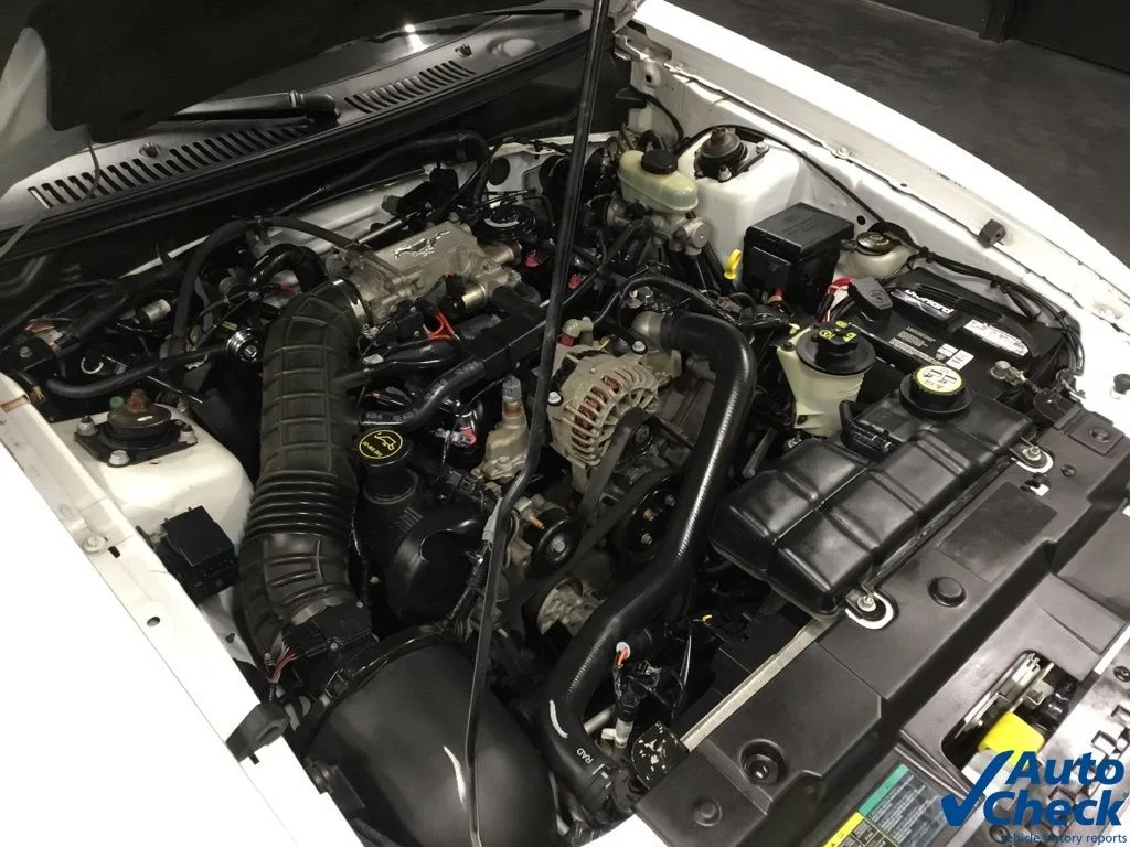 Used 2003 White Ford GT image 41