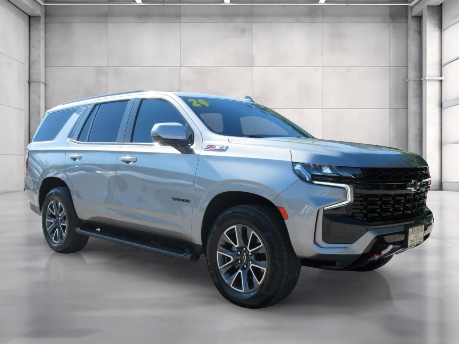 Used 2024 Gray Chevrolet Z71 image 1