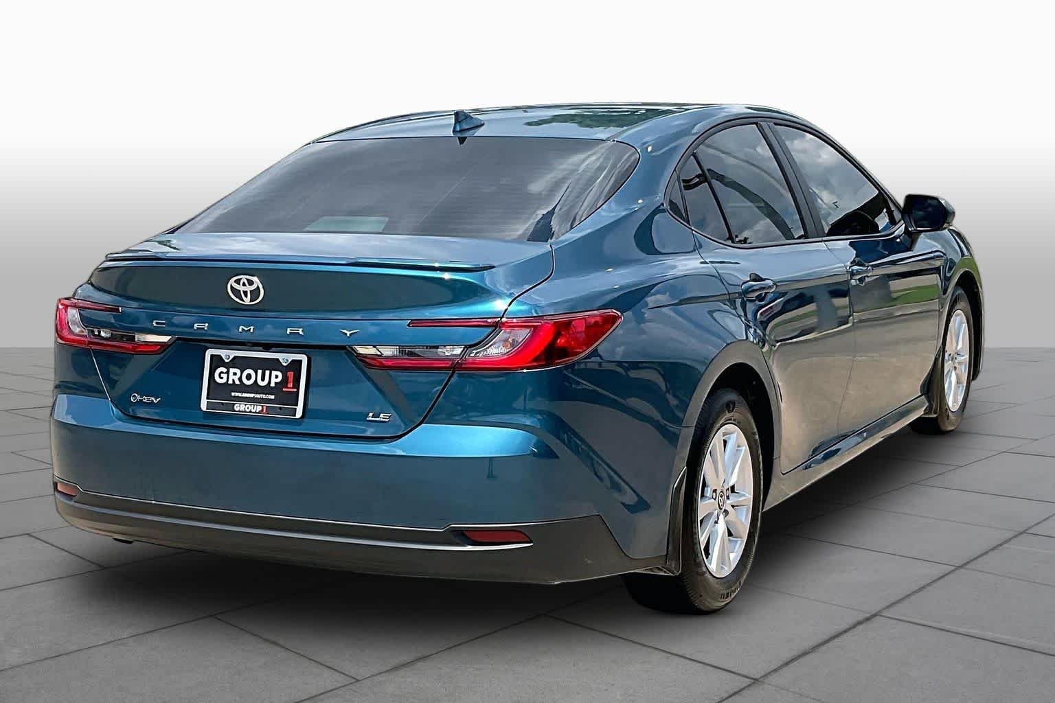 Used 2026 Ocean Gem Toyota LE image 13