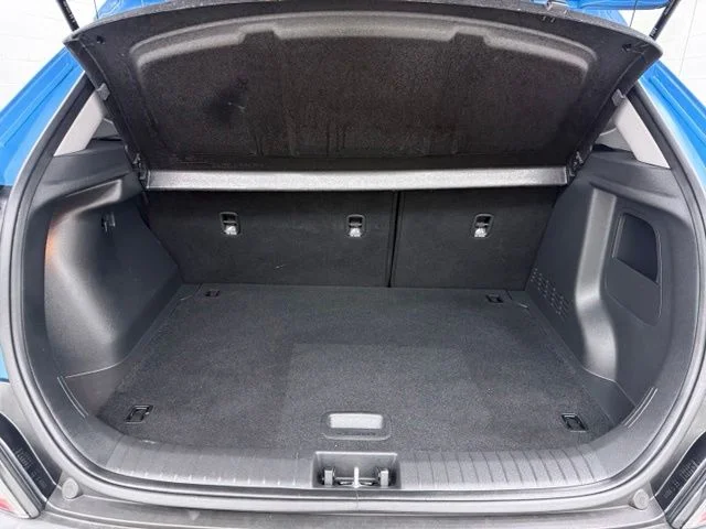 Used 2023 Blue Hyundai SEL image 14