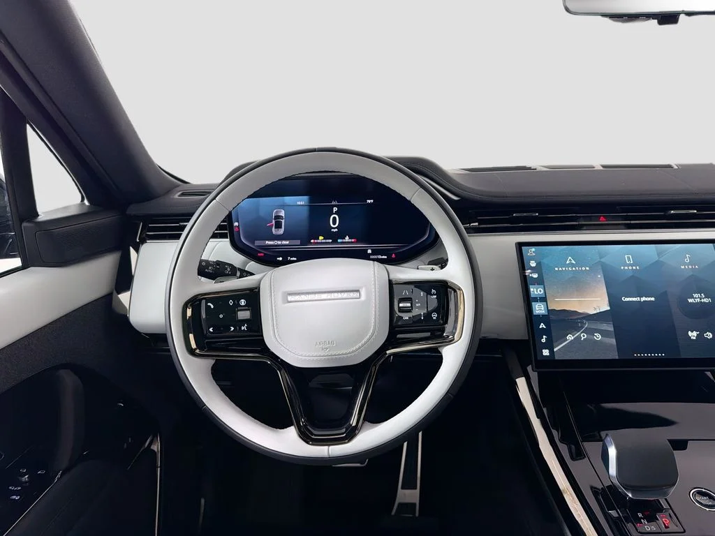 New 2026 Santorini Black Land Rover Dynamic SE image 24