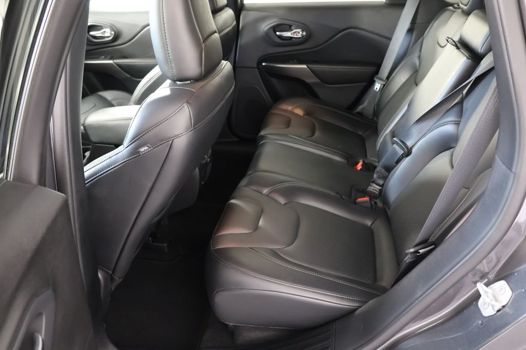 Used 2021 Gray Jeep Limited image 21