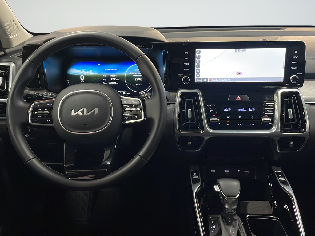 Used 2023 White Kia SX image 12