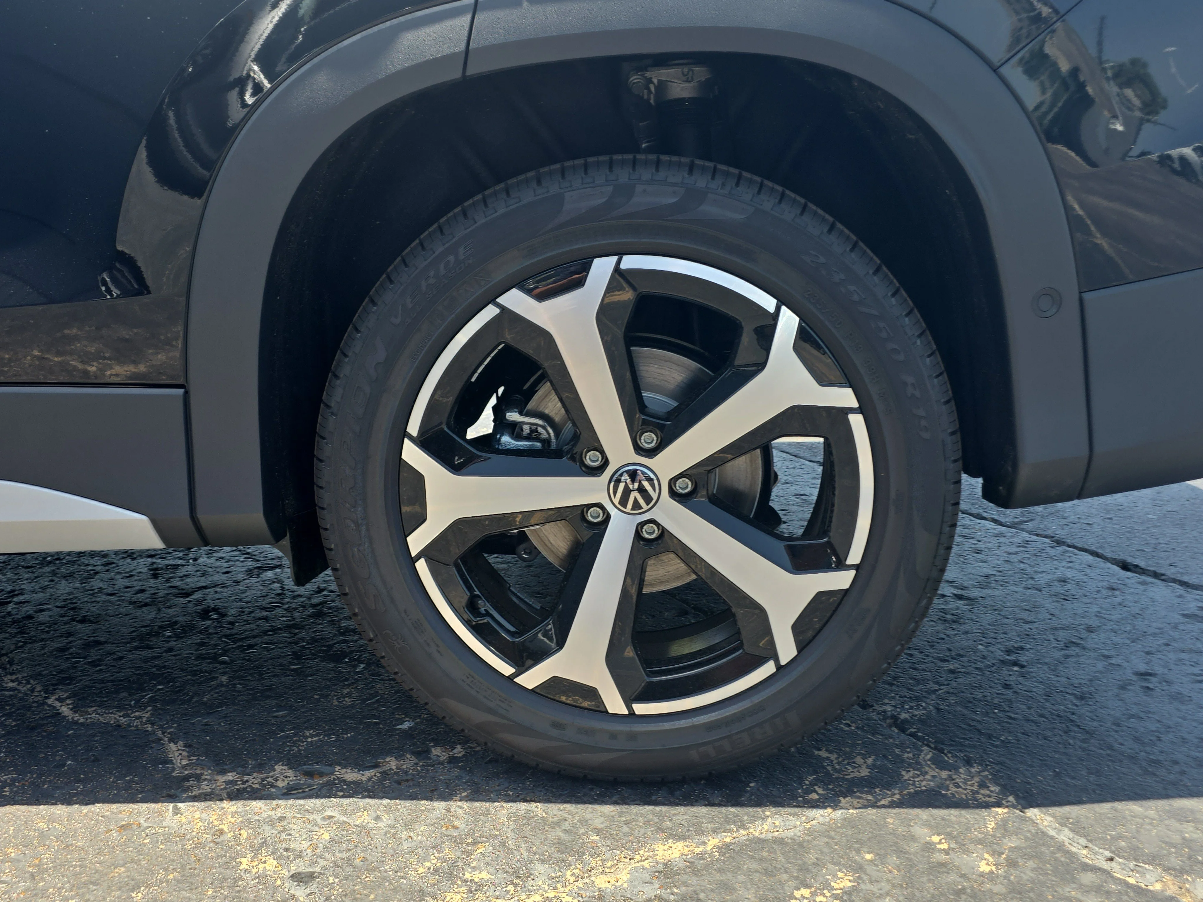New 2026 Black Volkswagen SE image 8