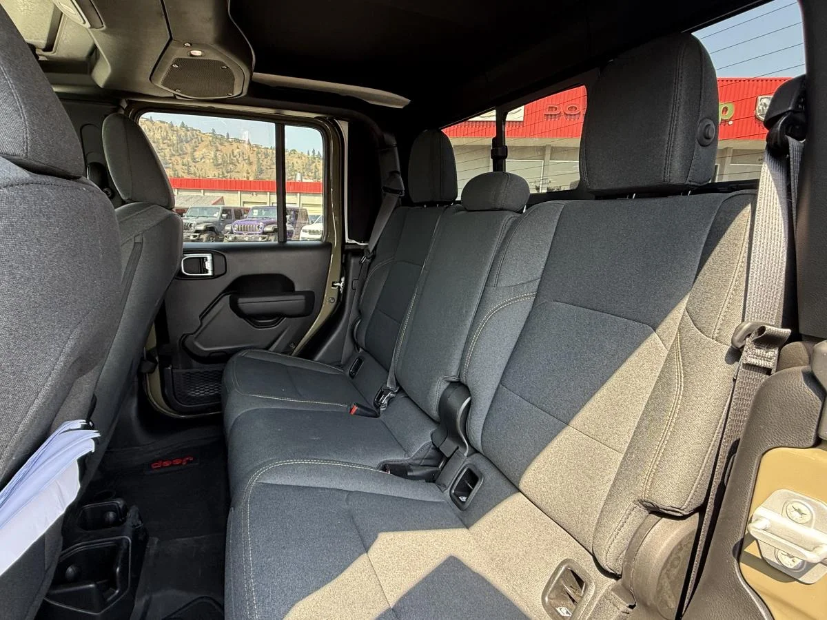 New 2026 41 (pj5) Jeep Sport S image 15
