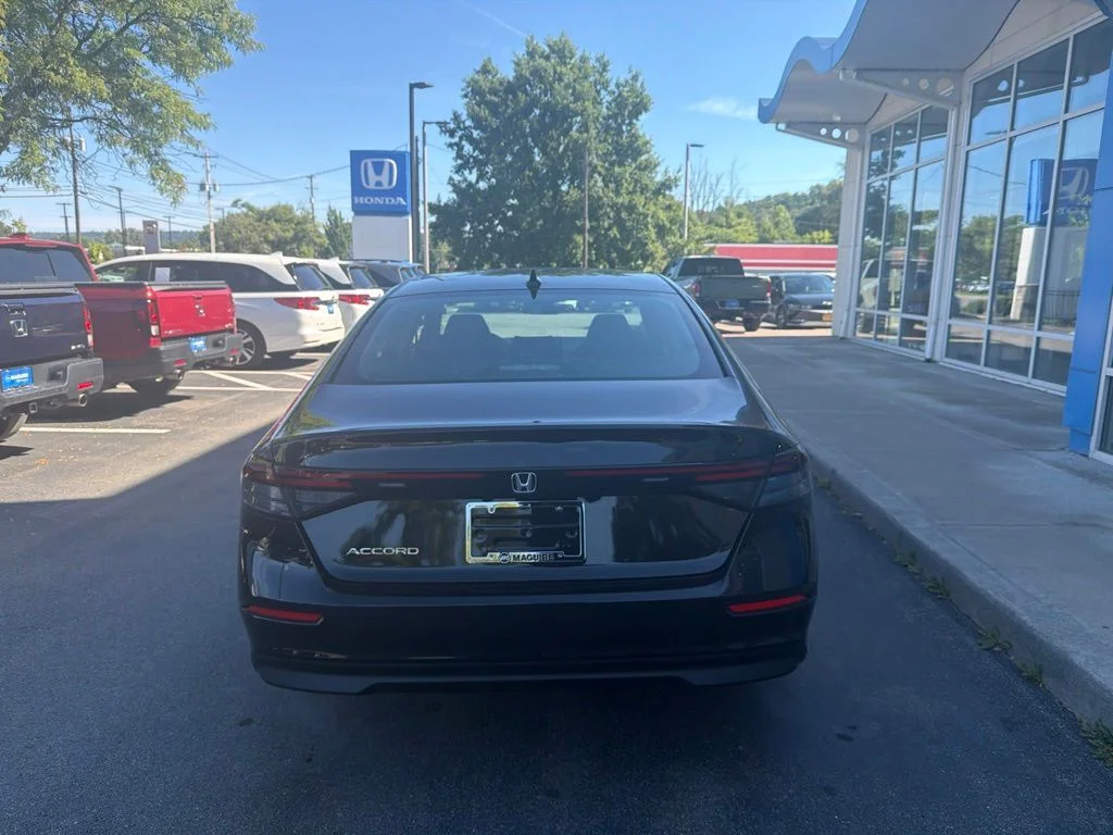 New 2026 Black Honda SE image 7