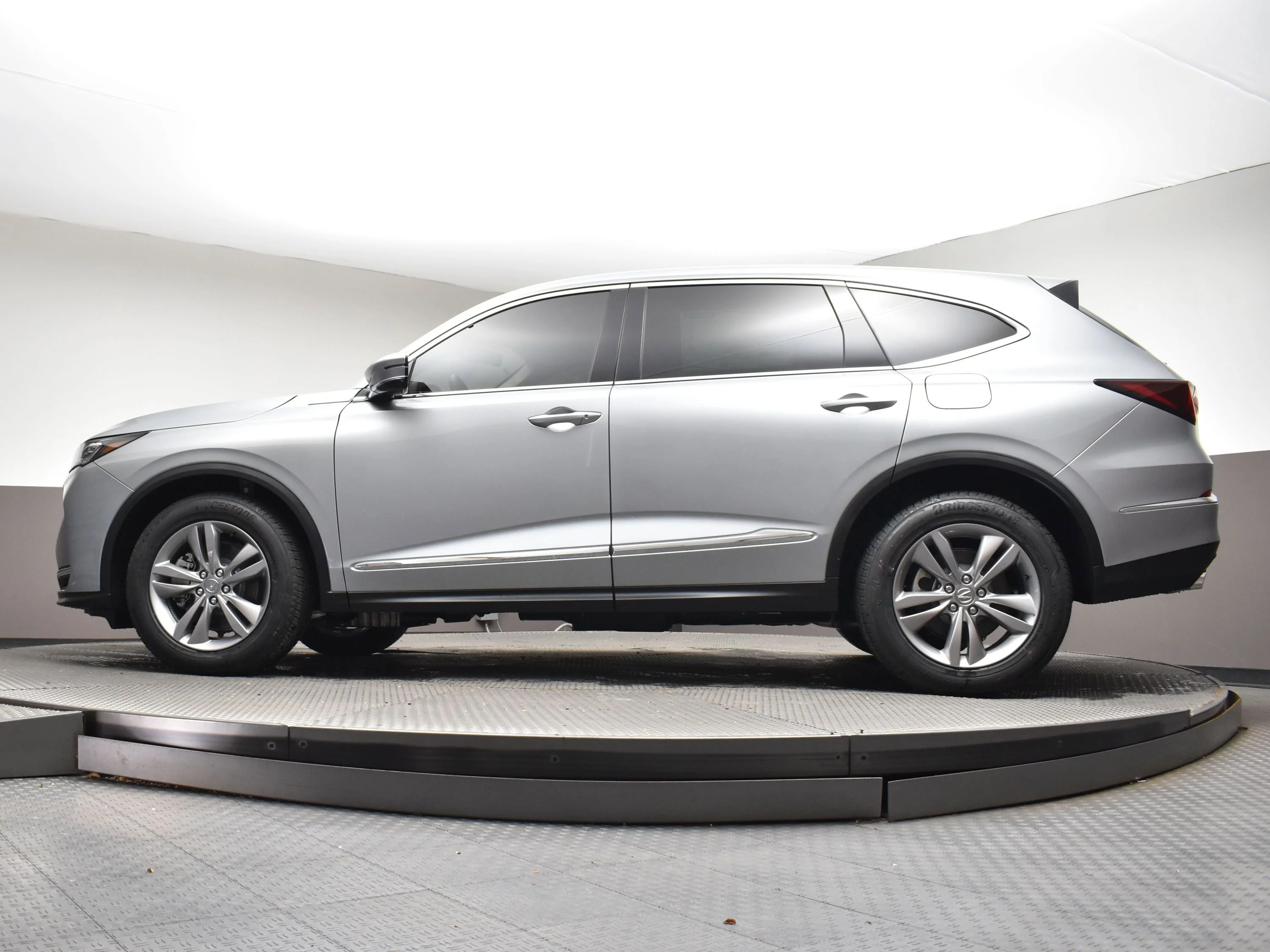 New 2026 Solar Silver Metallic Acura 4MDX image 44
