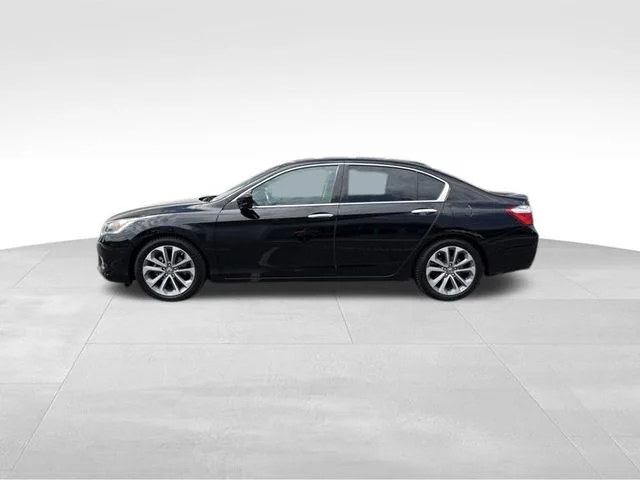 Used 2015 Black Honda Sport image 4