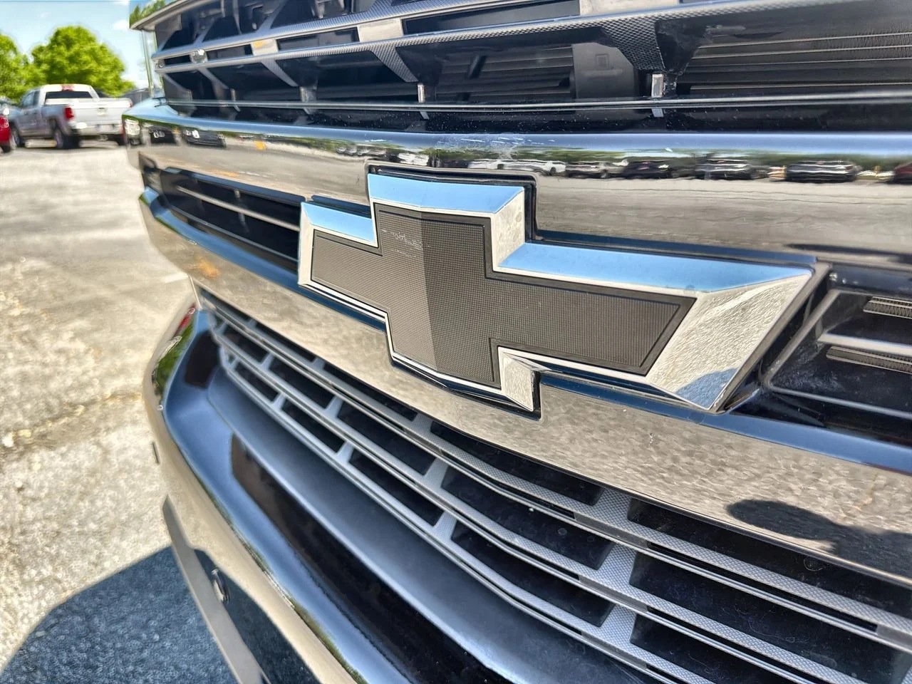 Used 2021 Oxford Brown Metallic Chevrolet LT Trail Boss image 26