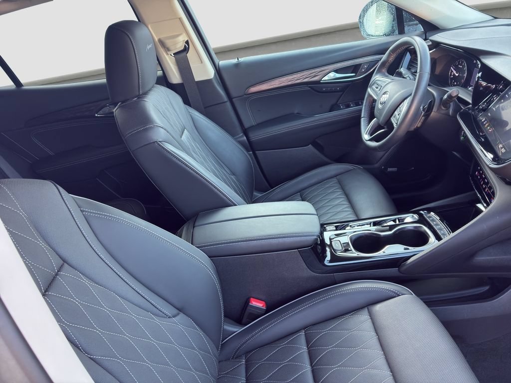 Used 2023 Ebony Twilight Metallic Buick Avenir image 9